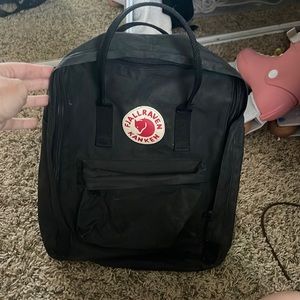 Fjallraven kanken black backpack (full size)